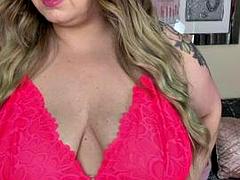On day I have Dream : A bbw Blond squirting at home