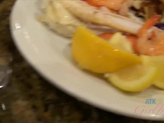 Amateur, Cuarto de baño, Novia, Pov, Coño, Afeitado, Flaco, Tetas
