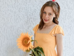 Брюнетки, Пальцем, Огромные размеры, Мастурбация, Короткая стрижка, Тощие, Стриптизерша, Молоденькие