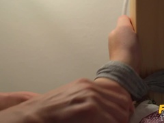 Rubia, Mamada, Amarrada, Corridas faciales, Gafas, Pajear, Lesbiana, Perforación