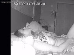 Bisexuelle, Tromperie, Tchèque, Doigter, Époux mari, Maman, Chatte, Jouets