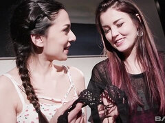 指いじり, レズビアン, 下着, オナニー, 自然山雀, 剃毛, ストリッピング, オッパイの