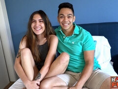 Chambre à dormir, Grosse bite, Brunette brune, En levrette, Néerlandais, Seins naturels, Maigrichonne, Adolescente