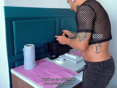 Amateur, Tetas grandes, Corridas, Polla, Gafas, Madres para coger, Mamá, Tatuaje