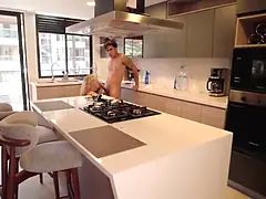 Petit ami, Femme couguar, 2 femmes 1 homme, Hd, Fait maison, Mature, Espagnole, Plan cul à trois