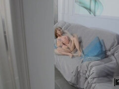 Sucer une bite, Brunette brune, Hard, Masturbation, Pov, Nénés, Jouets, Voyeur