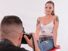 Большой член, Собачьи, Каблуки, Бритые, Высокие, Тату, Молоденькие, Сиськи