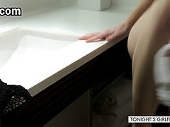 Gros cul, Sucer une bite, Tir de sperme, Fétiche, Hd, Criant, Jarretelles, Nénés
