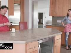 Большие сиськи, Грудастые, Парочка, Семяизвержение, Семья, Милф, Реалити, Тату