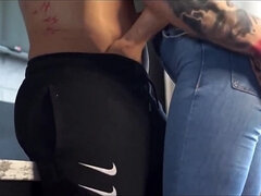 Amateur, Nana, Grosse bite, Gros seins, Tir de sperme, Branlette thaïlandaise, Branlette thaïlandaise, Jeans