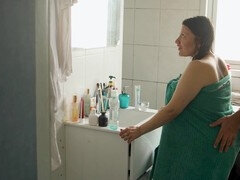 Aus dem arsch in den mund, Bad, Besamung, Puppe, Hardcore, Masturbation, Mutti, Schwanger