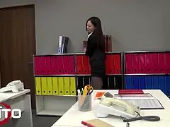 Erito - horny dark haired squeals noisily as she gets a fucking fucking and a creampie at work