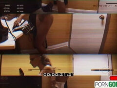 Grosse titten, Bikini, Blondine, Vollbusig, Schwanz, Schmuddelige sprache, Penis, Nass