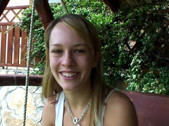 Tussi, Blondine, Im freien, Solo