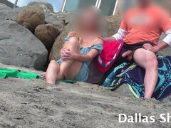 Amateur, Plage, Gros seins, Blonde, Tromperie, Exhib, Masturbation, Public