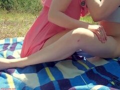 コンドーム, イく瞬間, チェコ, ヨーロピアン, 足コキ, アウトドア, フェラする, スカートのぞき