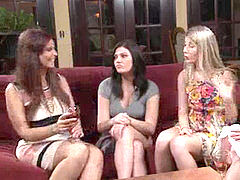 Küssen, Lesbisch, Lecken