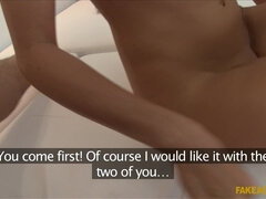 Amateur, Brunette brune, Européenne, Fait maison, Pov, Réalité, Pute, Plan cul à trois