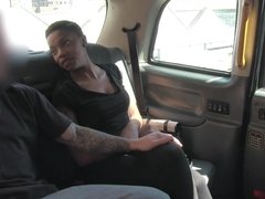 Leie, Auto, Spermaladung, Kehlenfick, Schwarz, Hardcore, Interrassisch, Im freien