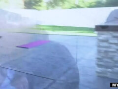 Corridas, Sexo duro, Lamidas, Madres para coger, Al aire libre, Pov, Montar, Tatuaje