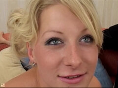 In den arsch, Grosser arsch, Grosse titten, Blasen, Braunhaarige, Handjob, Reiten, Jungendliche (18+)
