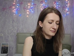18 ans, Amateur, Nana, Brunette brune, Fait maison, Solo, Nénés, Webcam
