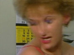 Grosser arsch, Grosse titten, Blondine, Lingerie, Milf, Natürlichen titten, Titten, Vintage