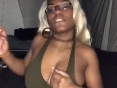 Amateur, Gros seins, Fait maison, Énorme, Mère que j'aimerais baiser, Pov, Fumer, Solo