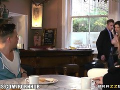 Grosser arsch, Grosser schwanz, Grosse titten, Blasen, Braunhaarige, Hd, Ungarisch, Titten