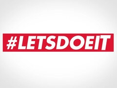 Grosse titten, Braunhaarige, Hardcore, Latina, Nippel, Büro, Piercing, Muschi