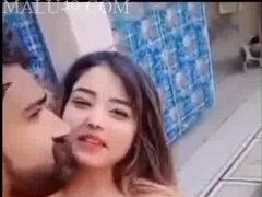 Indian Mallu Lover Romance and Boobs Sucking In Car