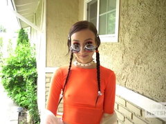 Watch Carmen Rae get wrecked & squirt like a fountain in HD!