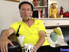 Blasen, Braunhaarige, Paar, Aufs gesicht abspritzen, Absätze, Milf, Stiefmutter, Strümpfe