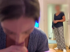 Leie, Blasen, Freund, Geschnappt, Spermaladung, Handjob, Milf, Pov