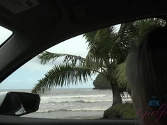 Amateur, Playa, Penetracion con dedos, Despelote, Novia, Orgasmo, Al aire libre, Público