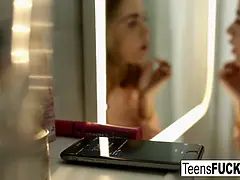 Anal, Blonde, Sucer une bite, Tir de sperme, Hd, Nue, Criant, Adolescente