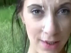 Leie, Viele männer bespritzen eine frau, Im freien, Öffentlich, Realität, Rau, Jungendliche (18+), Flotter dreier