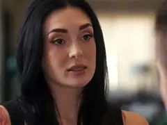 69 negenenzestig, Pijpbeurt, Bruinharig, Handbeurt, Hd, Zoenen, Rok, Tatoeage