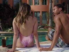 Noire, Sucer une bite, Tir de sperme, Bâillonner, Hard, Interracial, Piscine, Maillot de bain