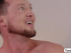 69 negenenzestig, Anaal, Grote mammen, Vriendje, Bruinharig, Vingeren, Ladyboy, Shemale