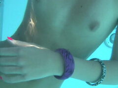 18 jahre, Leie, Grosser arsch, Dildo, Interrassisch, Party, Jungendliche (18+), Titten