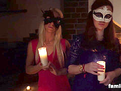 Blasen, Handjob, Orgie, Arsch lecken, Taboo, Titten