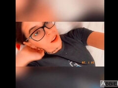 Enthousiasteling, Kont, Vingeren, Huisgemaakt, Masturbatie, Gezichtspunt, Geschoren, Tieten likken