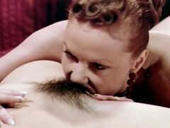 Glamorous Vintage Lady Sucks Pink Throbbing Wiener