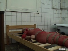 Большие сиськи, Куколка, Каблуки
