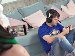 Анальный секс, Красотки, Брюнетки, Большие дырки, Подружка, Секс без цензуры, Сквиртинг, Чулки