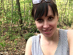 Amateur, Sucer une bite, Brunette brune, Tromperie, Faciale, Fait maison, Maman, Épouse