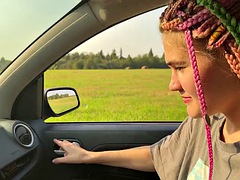 Schönheit, Hinter den kulissen, Grosser schwanz, Blasen, Auto, Flashen, Pov, Russisch
