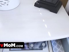 Blonde, Tir de sperme, Hard, Mère que j'aimerais baiser, Maman, Pov, Enceinte, Belle mère
