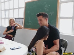 Aziatisch, Zwart, Kut duiken, Schoolmeisje, Verleid